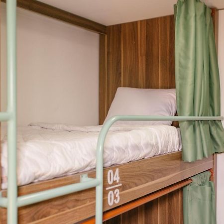 Decem Bed Hostel Ho Chi Minh City Exterior photo