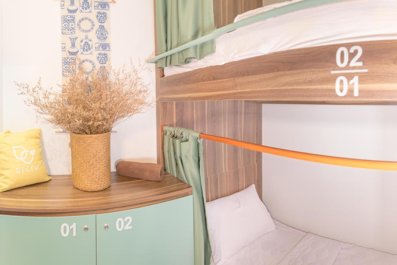 Decem Bed Hostel Ho Chi Minh City Exterior photo